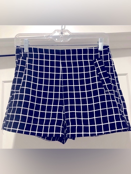 Sophie Rue Pants - ⭐️HP⭐️ Sophie Rue High Waisted Shorts w/ Pockets Black & White Womens Small